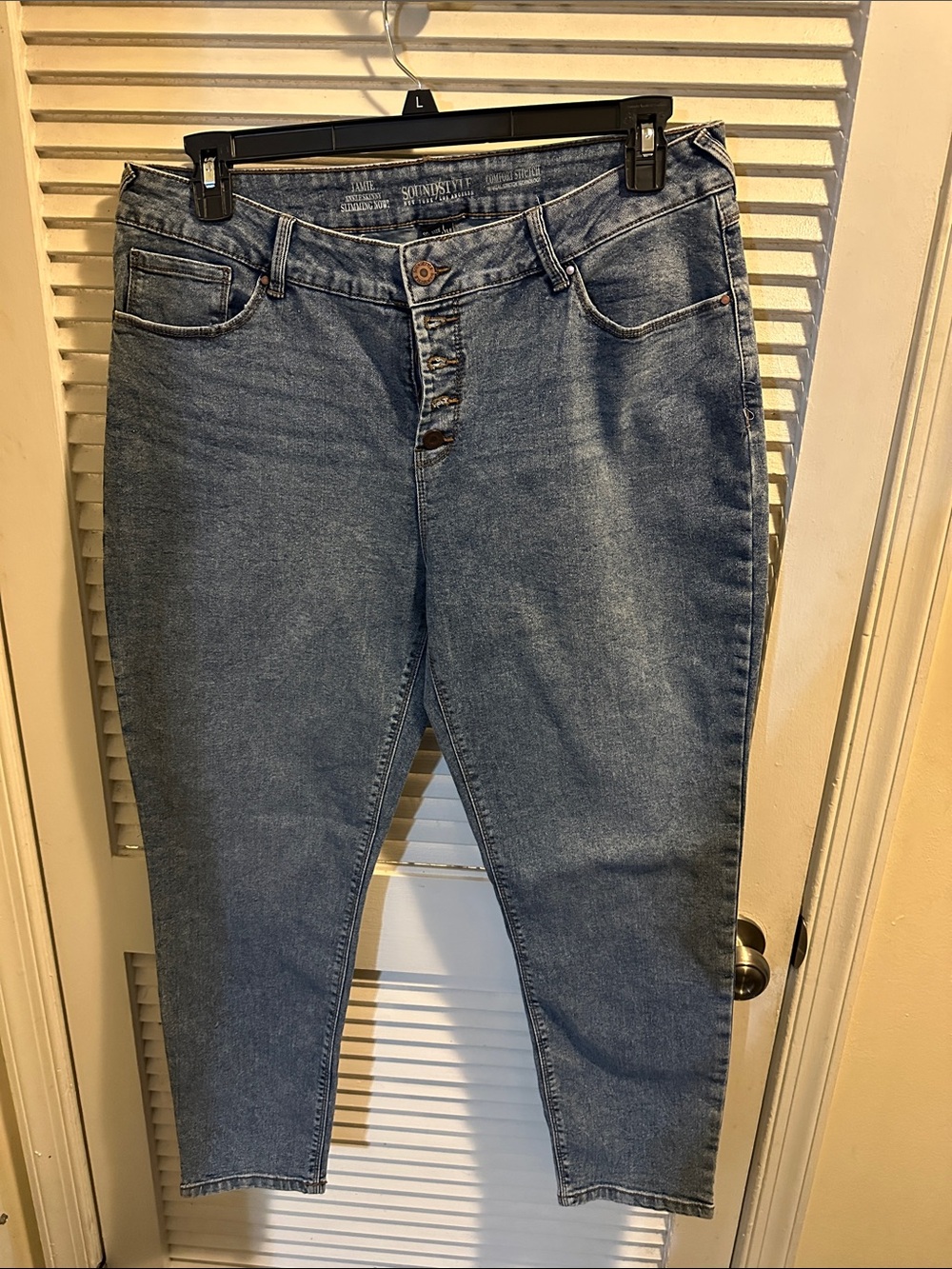 Blue High-Rise Women’s Jeans